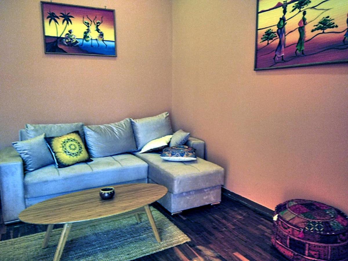 Jamila Apartment Napoli Bagian luar foto