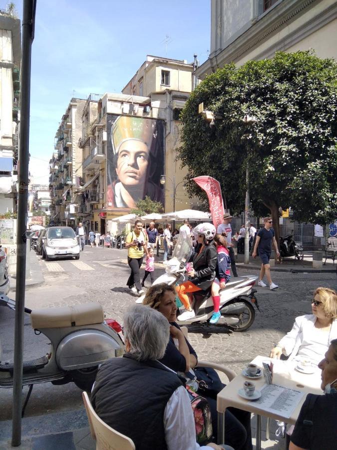 Jamila Apartment Napoli Bagian luar foto