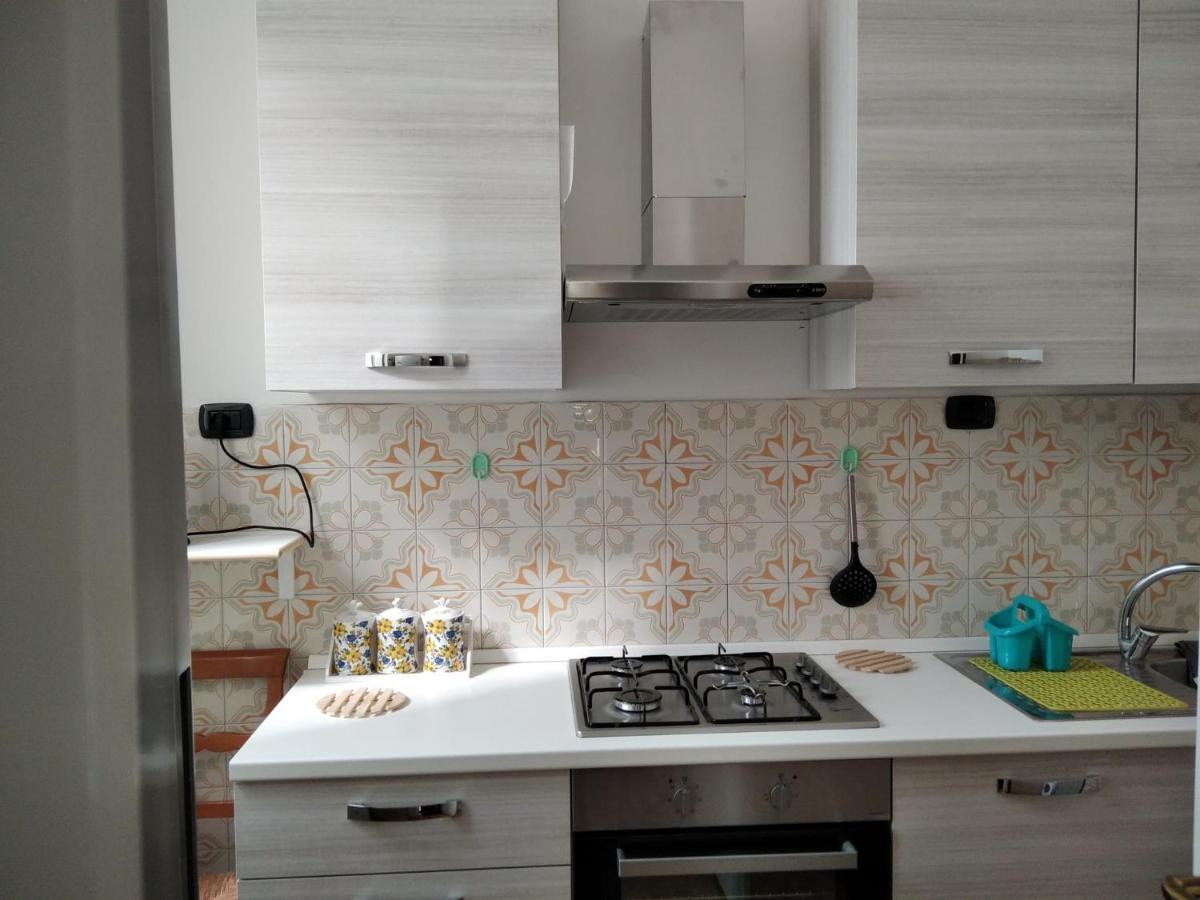 Jamila Apartment Napoli Bagian luar foto