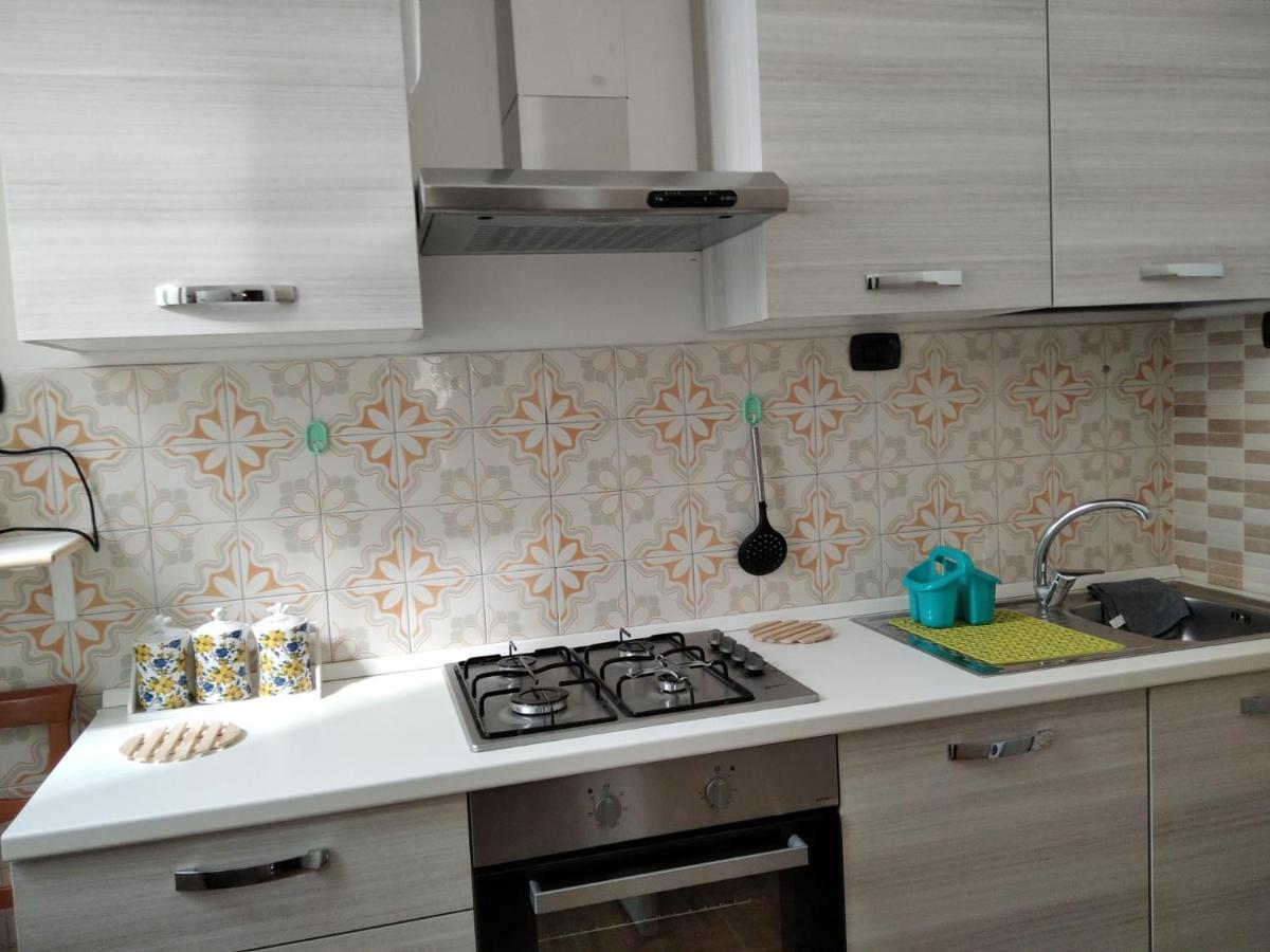 Jamila Apartment Napoli Bagian luar foto