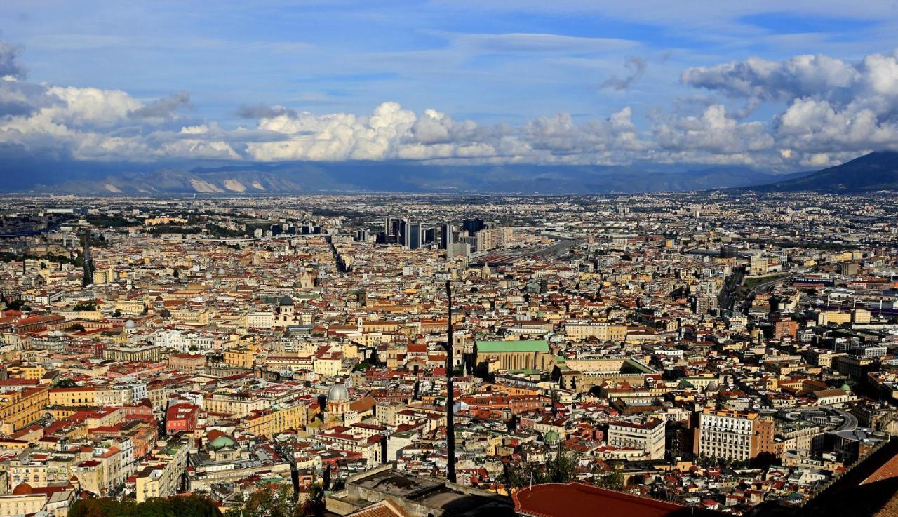 Jamila Apartment Napoli Bagian luar foto