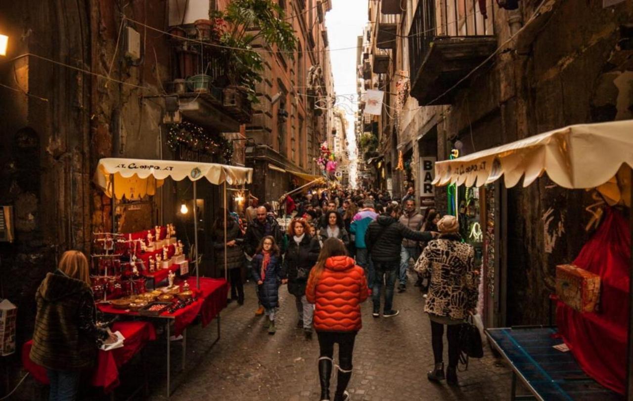 Jamila Apartment Napoli Bagian luar foto